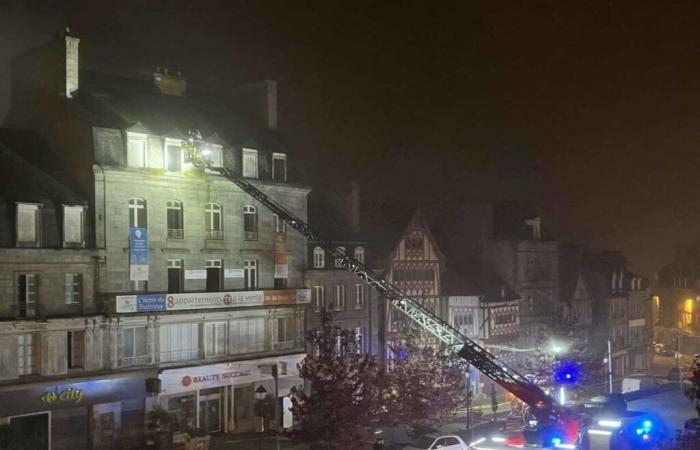 las impresionantes imágenes de la intervención de los bomberos en plena noche