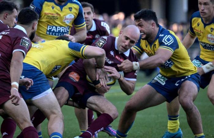 Fuera de escena, la UBB salva el bono defensivo en Clermont (32-27)