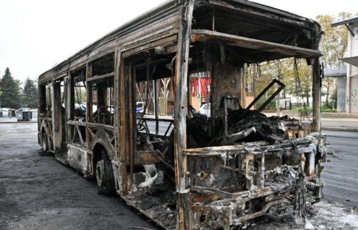 Bruno Bernard saluda “la profesionalidad ejemplar” de los conductores de autobús