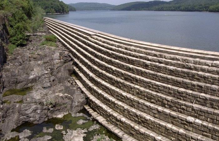 La ciudad emite una advertencia de sequía después del seco mes de octubre e insta a los residentes a conservar el agua