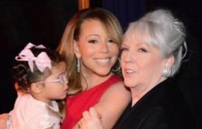 Mariah Carey cierra Halloween y declara abierta la temporada navideña (vídeo)