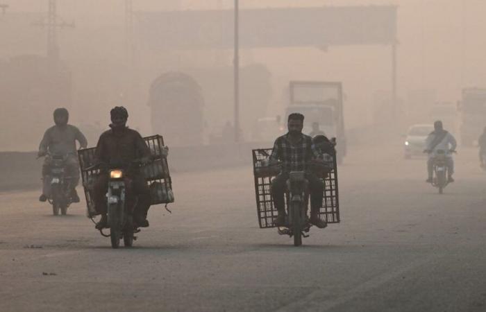 EN FOTOS. En Lahore, Pakistán, el índice de calidad del aire alcanza un nivel 40 veces superior al considerado aceptable por la OMS