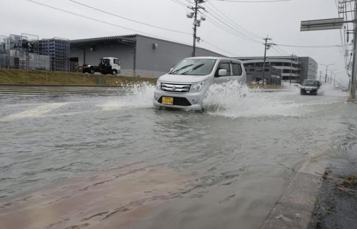 Tras el paso de un tifón, 200.000 vecinos pidieron evacuar por miedo a inundaciones