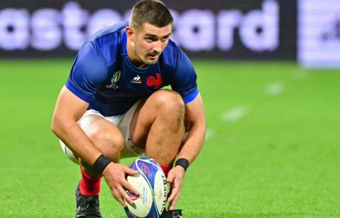 XV de Francia: Thomas Ramos en el entrenamiento inaugural ante Japón