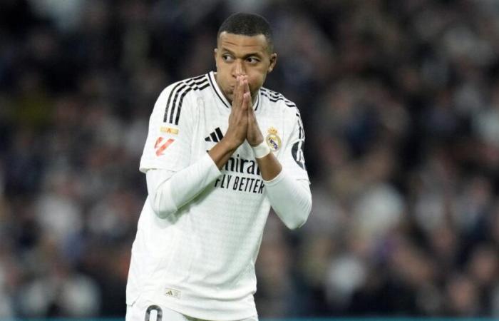 La loca entrada de un jugador del Madrid a Mbappé en un entrenamiento