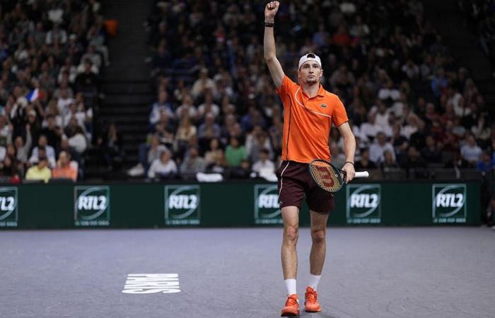 El comandante Humbert se dirige a la final del Rolex Paris Masters