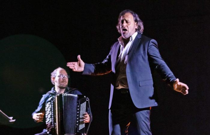 Vayrac. Una cautivadora velada de tango en la casa rural con Omar Hasan