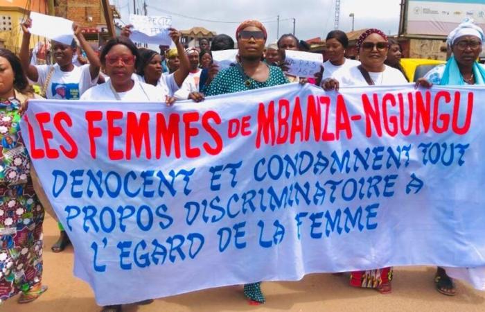 Comentarios “difamatorios” contra Judith Suminwa: mujeres de Kongo-Central piden disculpas a Israel Mutombo