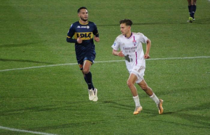 El filial gana al final del partido en Chambéry (0-2)