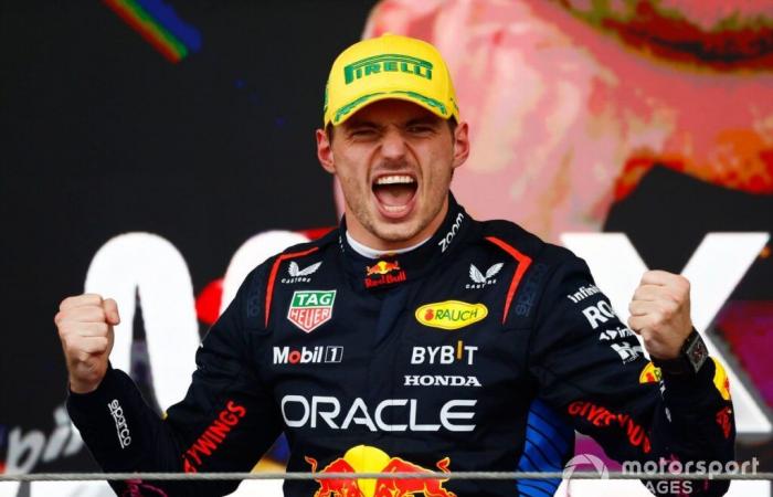 Verstappen gana desde el puesto 17, Norris sexto en el thriller de Sao Paulo