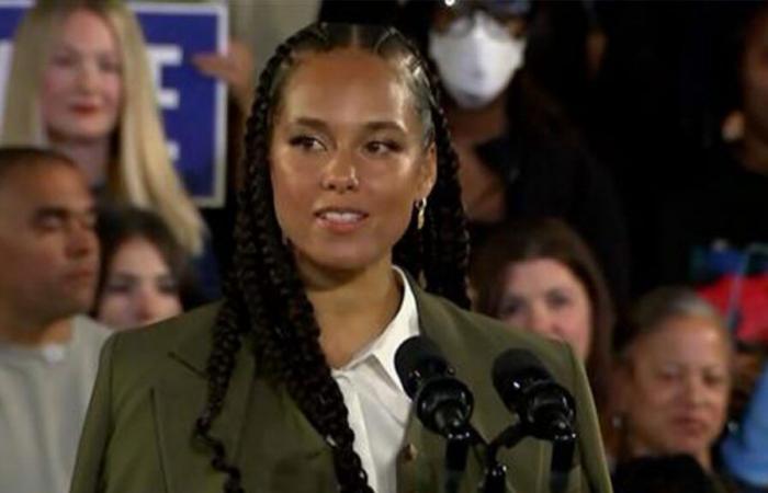 “Nuestro voto es un regalo precioso”: la cantante Alicia Keys moviliza multitudes por Kamala Harris