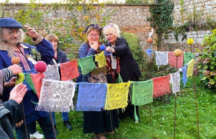 Cerca de Fécamp, el pueblo de Sassetot-le-Mauconduit investido por un colectivo de artistas