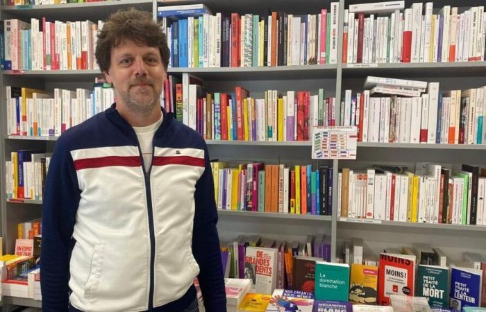 En Mayenne, el primer libro de Jordan Bardella no gusta a los libreros independientes