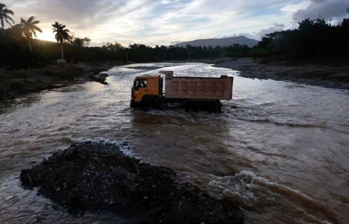 Riesgo de inundaciones en Cuba, casi 70.000 evacuados