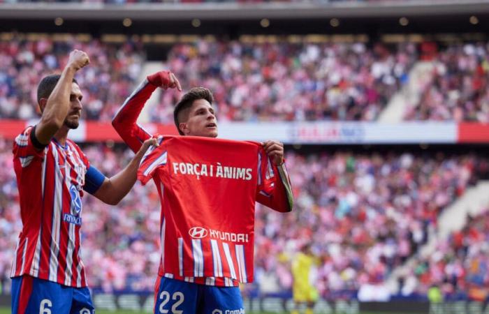 “Fuerza y ​​Coraje”: un gol dedicado a las víctimas de las inundaciones para el hijo de Simeone con el Atlético de Madrid