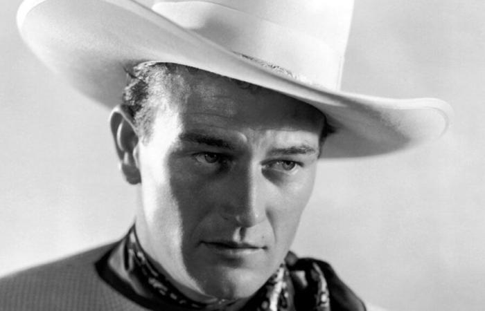 “Se mantuvo lo más alejado posible de ella” Hasta John Wayne pudo intimidarse: esta estrella lo dejó sin palabras