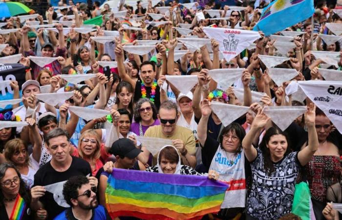 Una marcha del orgullo contra el tono y la austeridad de Milei