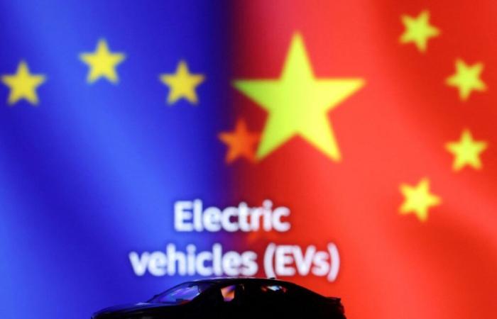 China pide a Francia que impulse a la UE hacia un acuerdo en la disputa sobre vehículos eléctricos