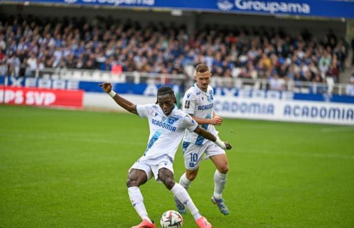 El AJA quiere confirmar su buen estado de forma en casa ante el Rennes, sigue nuestro directo