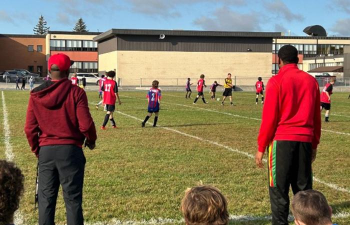 El amor por el fútbol desde Camerún hasta Canadá