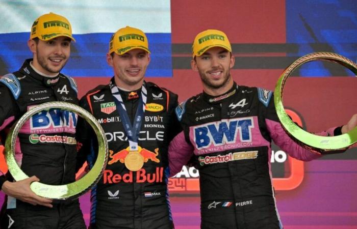 Max Verstappen gana el Gran Premio de Brasil, los franceses Esteban Ocon y Pierre Gasly completan el podio al final de una carrera loca