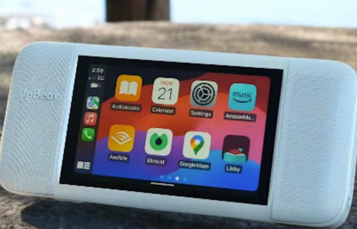 The Nomad: la robusta tableta con cuatro altavoces es radio de ducha, plataforma de entretenimiento y sistema CarPlay en uno