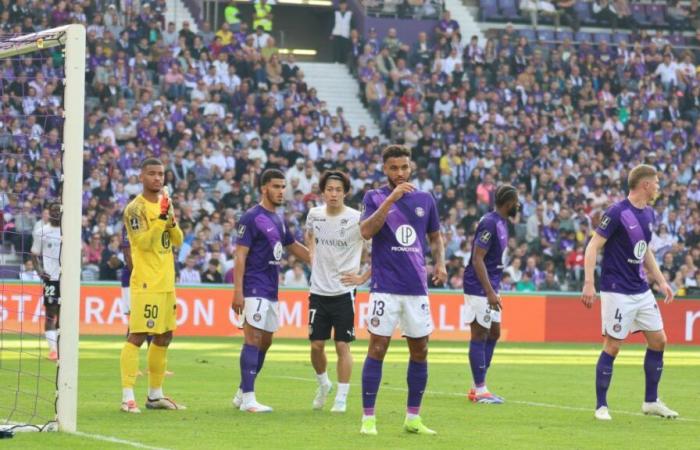 Stade de Reims acabó derrumbándose en Toulouse en la Ligue 1