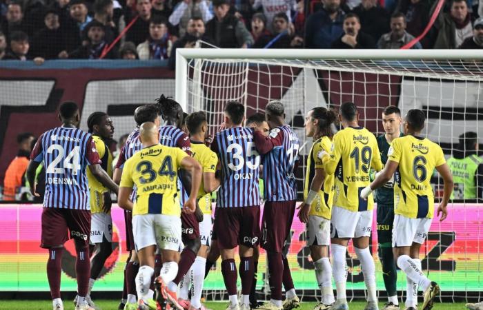 ¡Duelo loco en Akyazı! El Fenerbahçe consiguió 3 puntos en Trabzon en 90+12