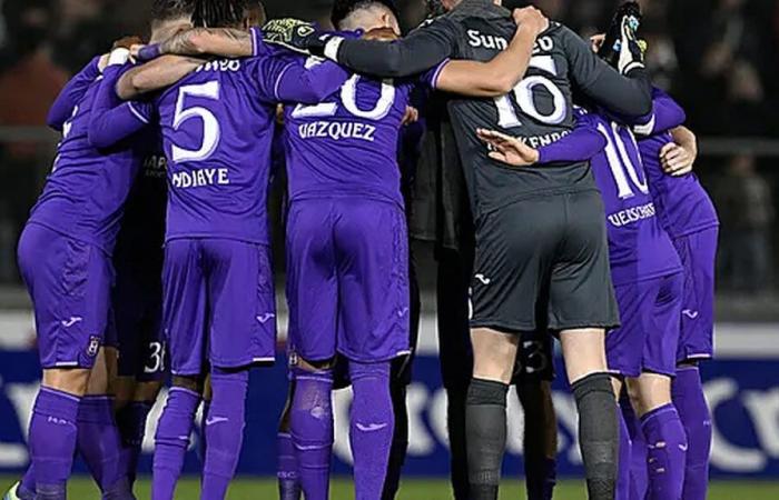 Anderlecht: No hay transferencia pero sí una primera oportunidad