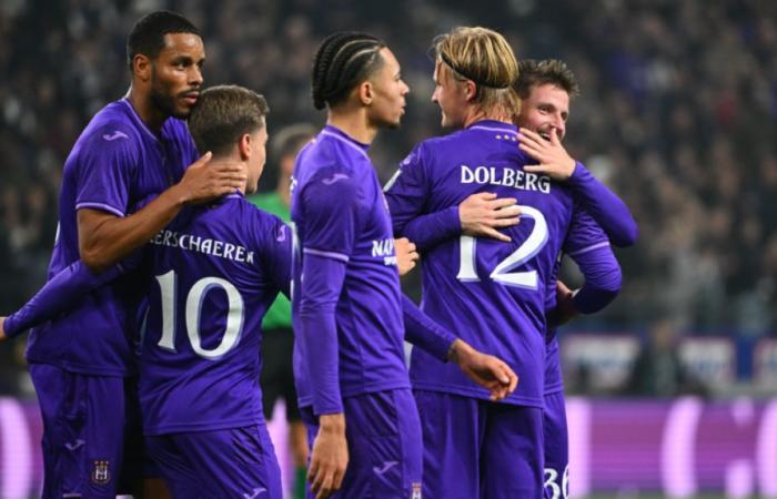 D1A: Anderlecht corrige a Kortrijk y vuelve a la victoria (4-0)