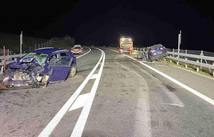 Dos muertos y cinco heridos tras un accidente de tráfico en la A13 en Graubünden – rts.ch