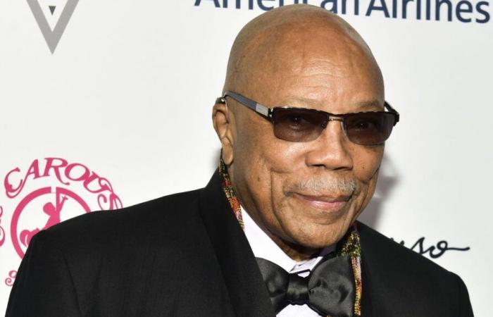 El legendario músico y productor estadounidense Quincy Jones, mejor conocido por trabajar con Michael Jackson y Frank Sinatra, falleció a la edad de 91 años.