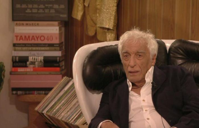 Gérard Darmon, de 76 años, habla de los pensamientos que recibe cuando lleva a su hija Lena, de 7 años, al colegio (VIDEO)