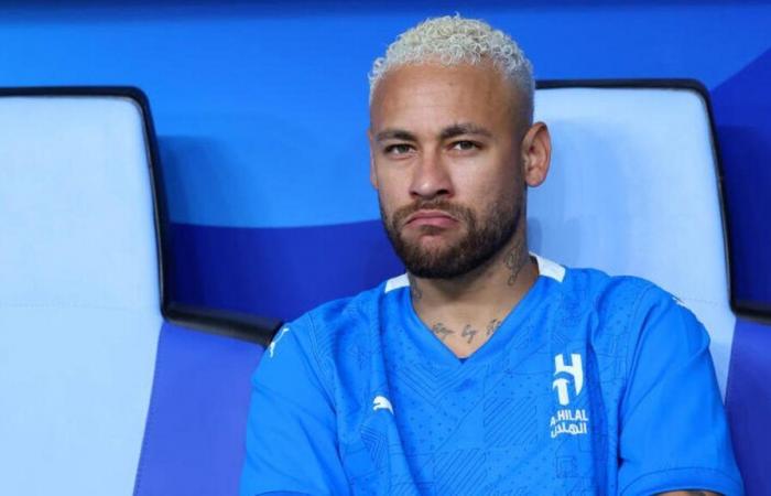 Neymar sufre otra lesión en el segundo partido tras una rotura del ligamento anterior cruzado