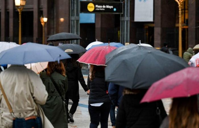 Rige una alerta naranja y amarilla por fuertes tormentas para 10 provincias: cuáles son las áreas más afectadas