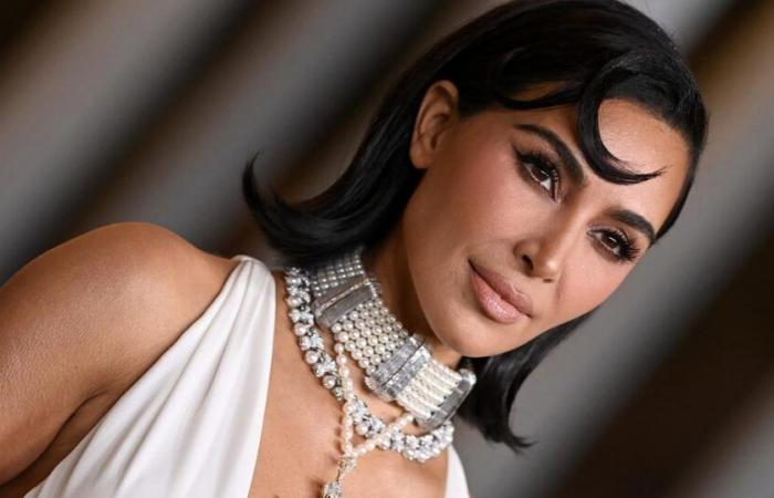 Kim Kardashian, su escote vertiginoso y el increíble collar de Lady Diana llaman la atención en Los Ángeles