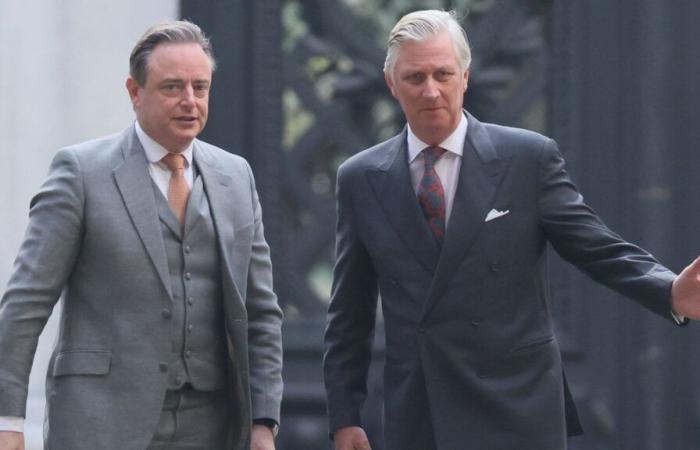 El entrenador De Wever dimite. El Rey le da hasta el 12 de noviembre para realizar consultas