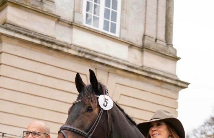 La reina María y su hija Josephine son inseparables en Hubertus Hunt tras sus vacaciones en Australia