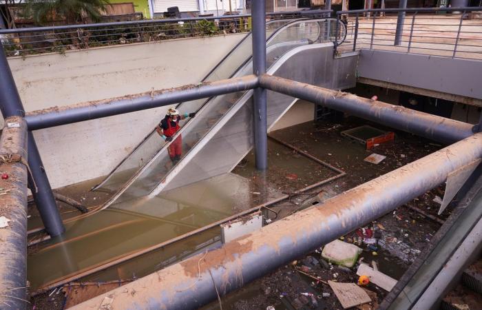 Tormentas en España: Se temen muchas muertes en aparcamientos subterráneos inundados