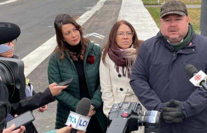 Ayuntamiento de Quebec: Claude Villeneuve critica duramente el historial de Bruno Marchand