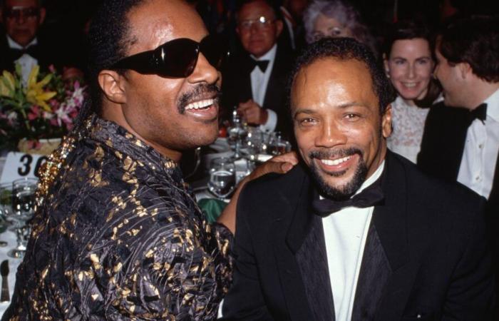 Stevie Wonder rinde homenaje a Quincy Jones