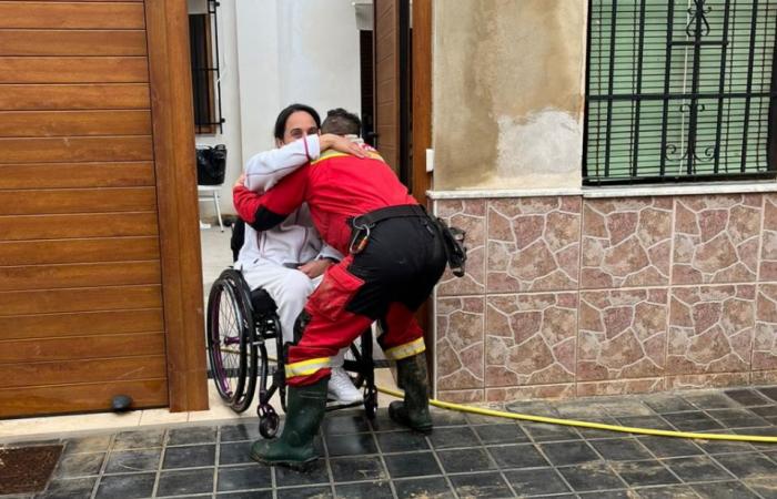 Las impactantes imágenes de este bombero de Lyon a Valence