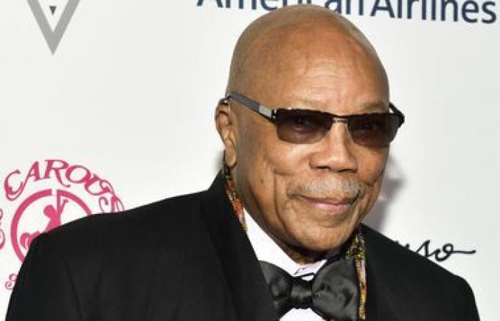 El legendario músico y productor estadounidense Quincy Jones, mejor conocido por trabajar con Michael Jackson y Frank Sinatra, falleció a la edad de 91 años.