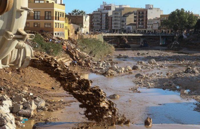 VIDEO. Inundaciones en España: Aeropuerto de Barcelona bajo el agua, alerta roja… después de Valencia, llega el mal tiempo a Cataluña