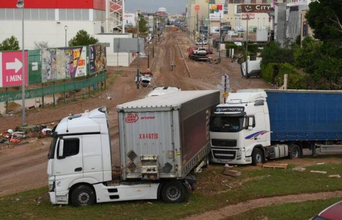 Un camionero de 72 años desaparecido en las inundaciones en Valencia, su hijo y su hija muy preocupados