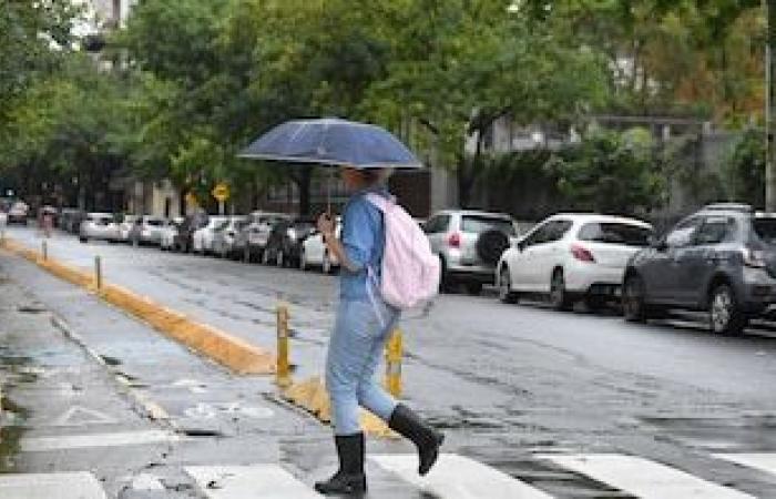 Rige una alerta naranja y amarilla por fuertes tormentas para 10 provincias: cuáles son las áreas más afectadas