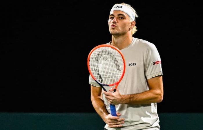 Víctimas de un intento de intrusión, Taylor Fritz y su compañero se defienden… con una raqueta