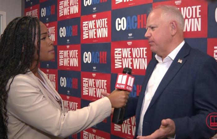 El gobernador Tim Walz habla antes de las elecciones presidenciales de 2024