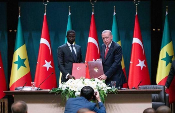 Senegal firma un importante acuerdo con Bayindirlar