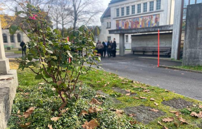 Dos ceremonias separadas para una terrible tragedia